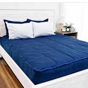 Beddy’s Queen Navy